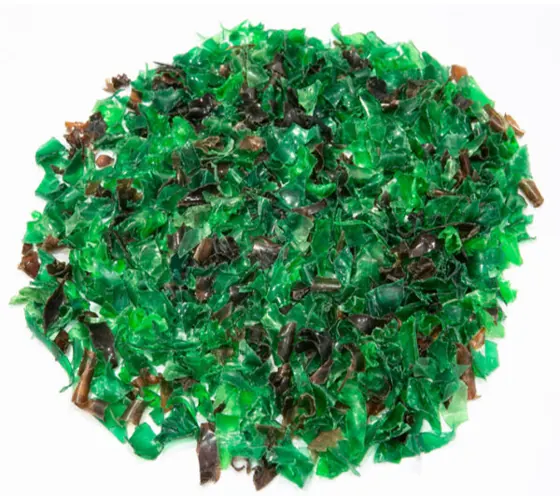 Green recycled PET flakes